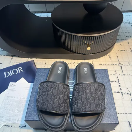 ディオール スリッパ