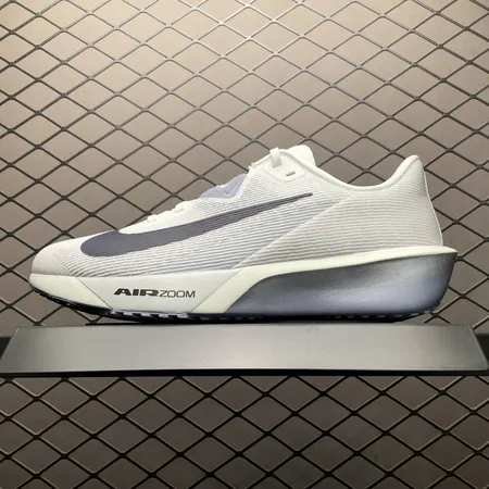 ナイキ スニーカー