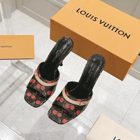 ルイヴィトン サンダル