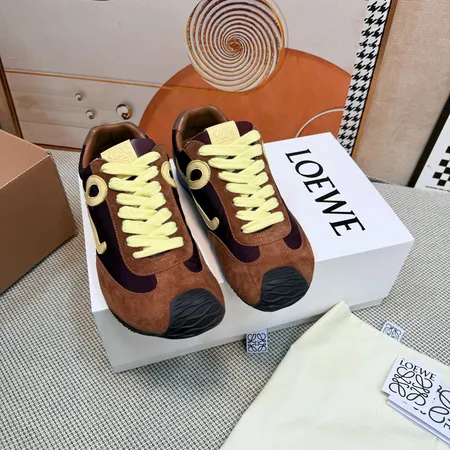 ロエベ カジュアルシューズ