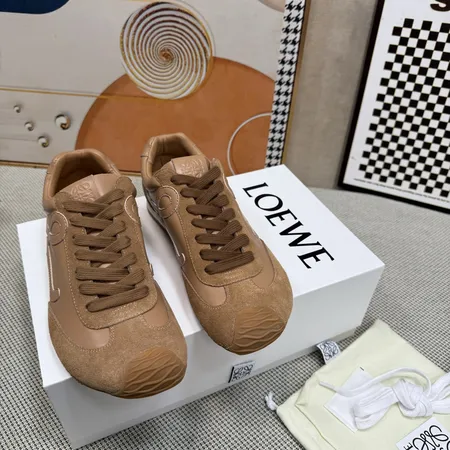 ロエベ カジュアルシューズ