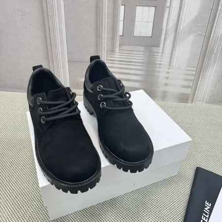 セリーヌ カジュアルシューズ