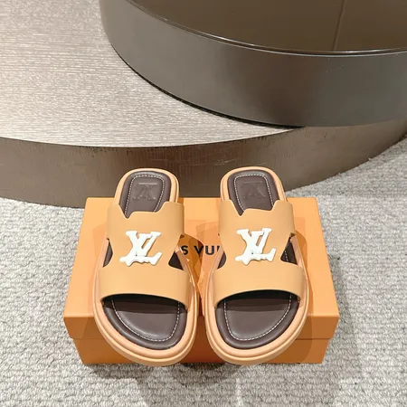 ルイヴィトン スリッパ