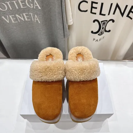 セリーヌ スリッパ