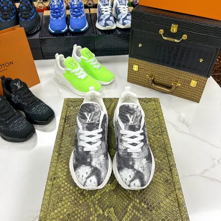 ルイヴィトン スニーカー