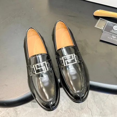 ヴェルサーチ ビジネスシューズ