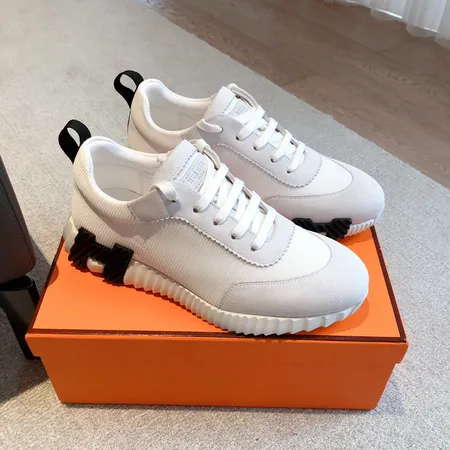 エルメス スニーカー