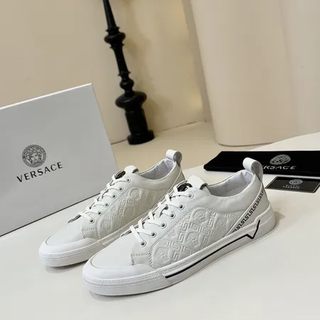 ヴェルサーチ カジュアルシューズ