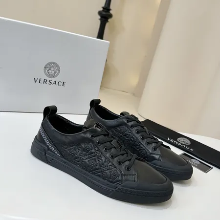 ヴェルサーチ カジュアルシューズ