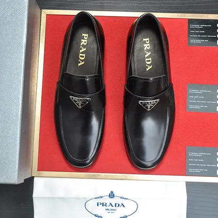 プラダ ビジネスシューズ