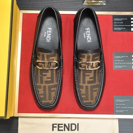 フェンディ ビジネスシューズ