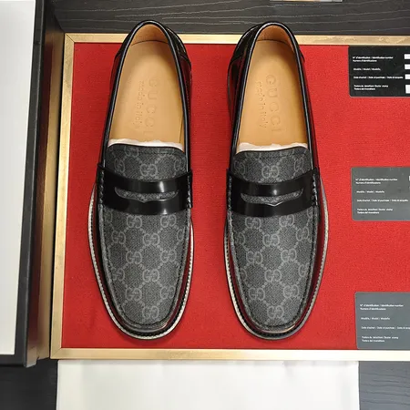 グッチ ビジネスシューズ