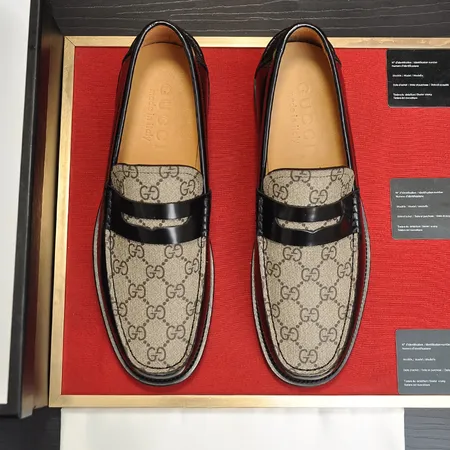 グッチ ビジネスシューズ