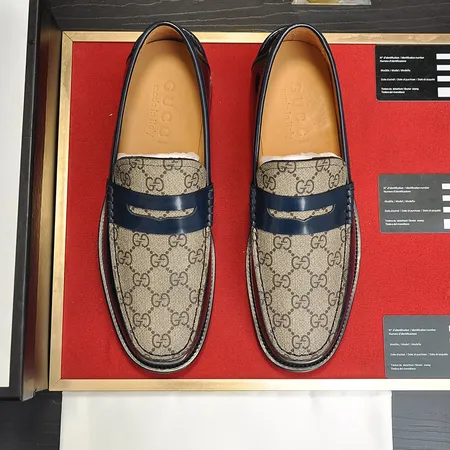 グッチ ビジネスシューズ