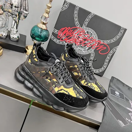 ヴェルサーチ カジュアルシューズ