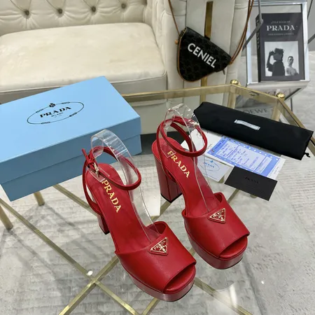 プラダ サンダル