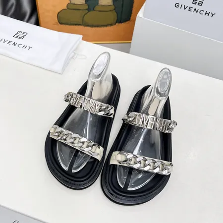 ジバンシィ スリッパ