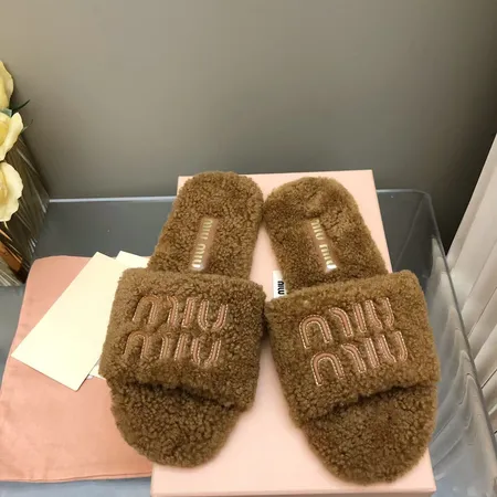 ミュウミュウ スリッパ