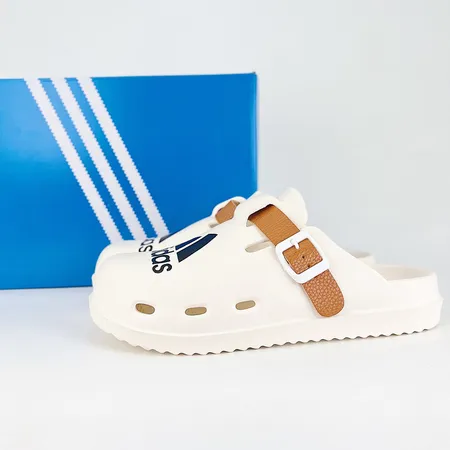 アディダス スリッパ