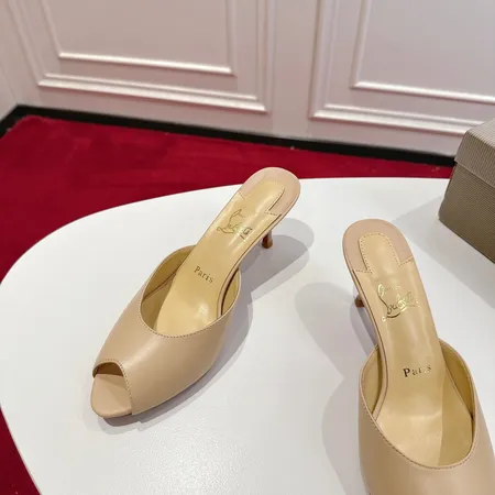 クリスチャン・ルブタン サンダル