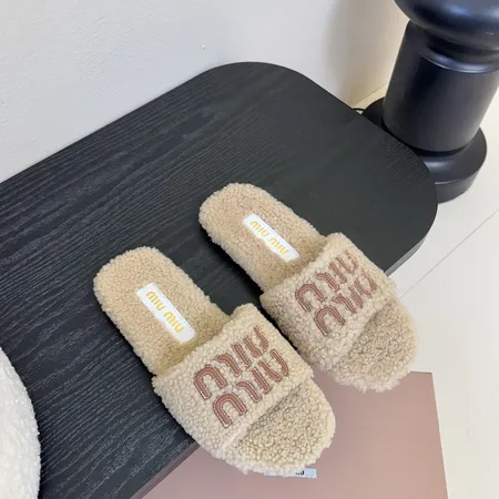 ミュウミュウ スリッパ