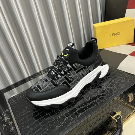 フェンディ スニーカー