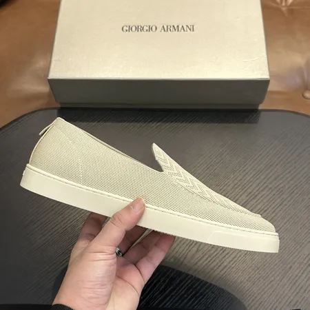 アルマーニ カジュアルシューズ