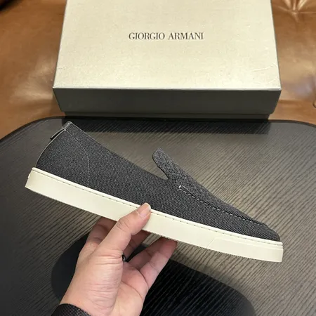 アルマーニ カジュアルシューズ