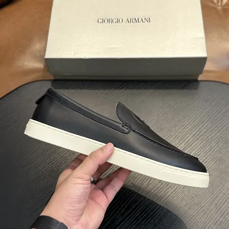 アルマーニ カジュアルシューズ