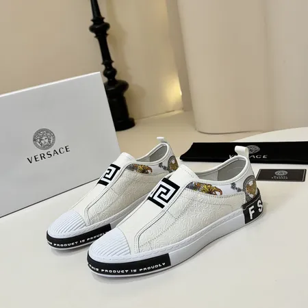 ヴェルサーチ カジュアルシューズ