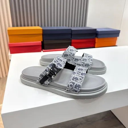 ディオール スリッパ