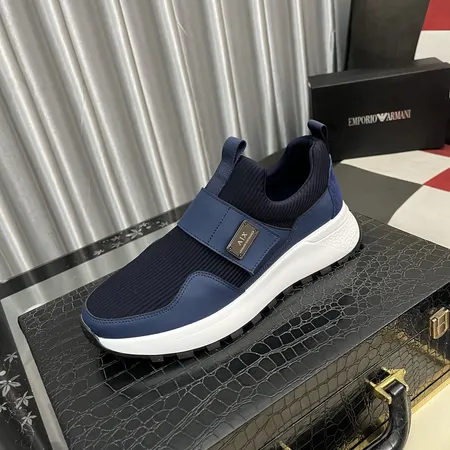 アルマーニ カジュアルシューズ