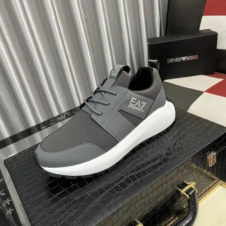 アルマーニ カジュアルシューズ