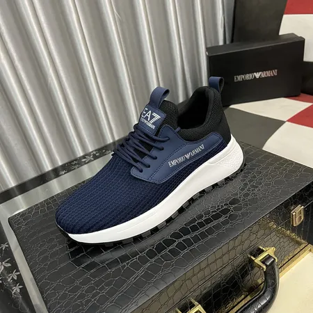 アルマーニ カジュアルシューズ