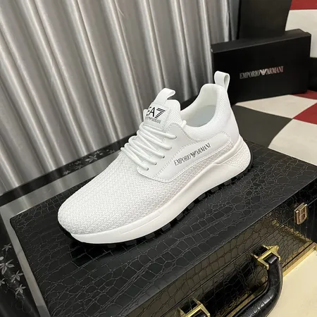 アルマーニ カジュアルシューズ