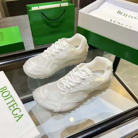 ボッテガ ヴェネタ スニーカー