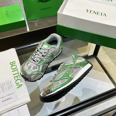ボッテガ ヴェネタ スニーカー