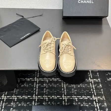 シャネル ビジネスシューズ