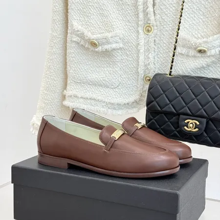 シャネル ビジネスシューズ