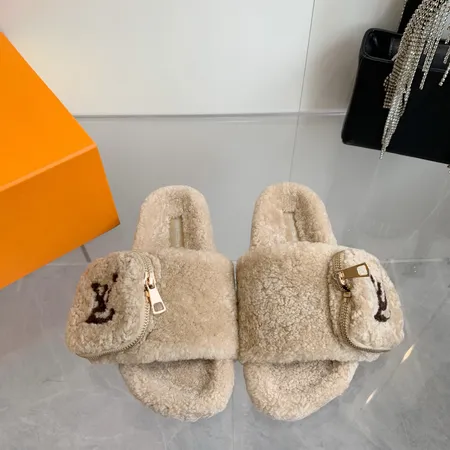 ルイヴィトン スリッパ