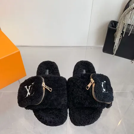 ルイヴィトン スリッパ
