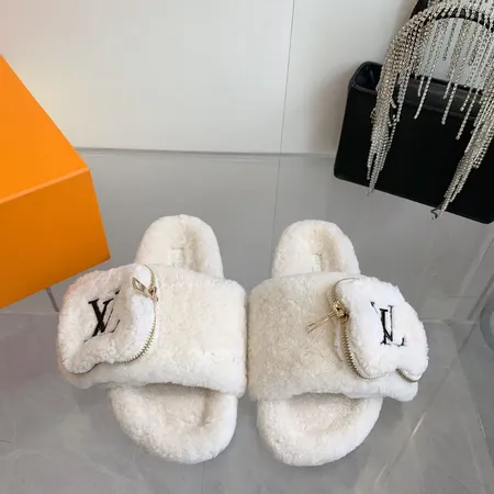 ルイヴィトン スリッパ