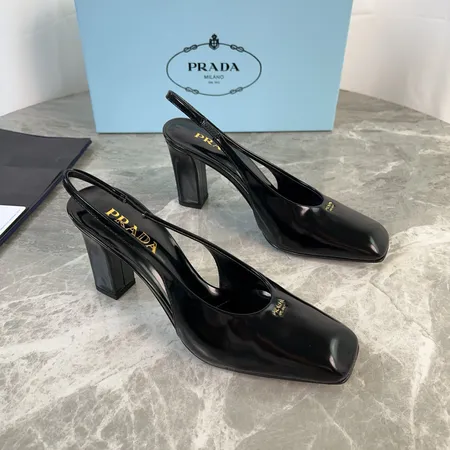 プラダ サンダル