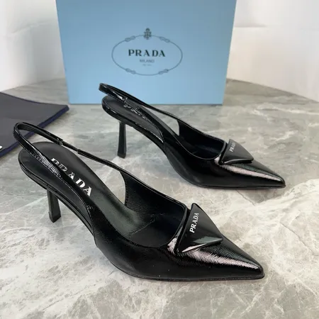 プラダ サンダル