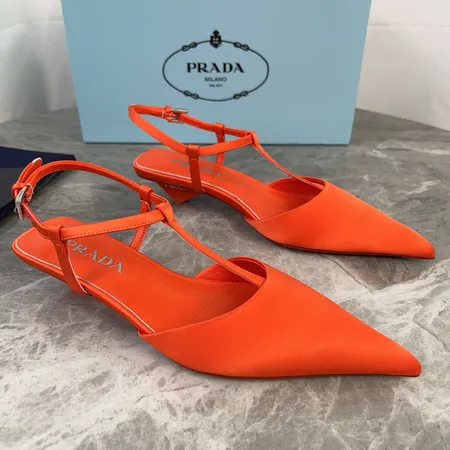 プラダ サンダル