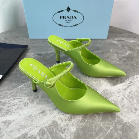 プラダ サンダル