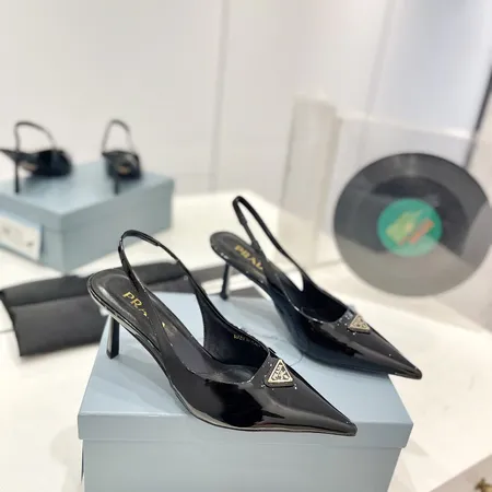 プラダ サンダル