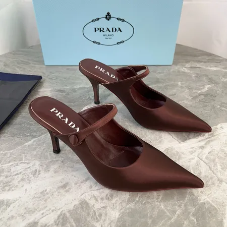 プラダ サンダル