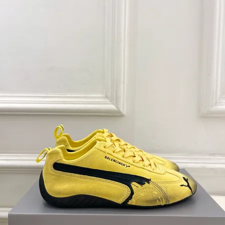 バレンシアガ カジュアルシューズ