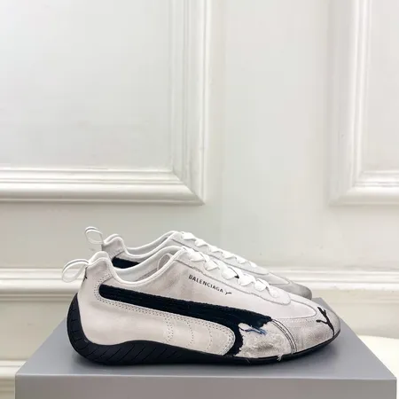 バレンシアガ カジュアルシューズ